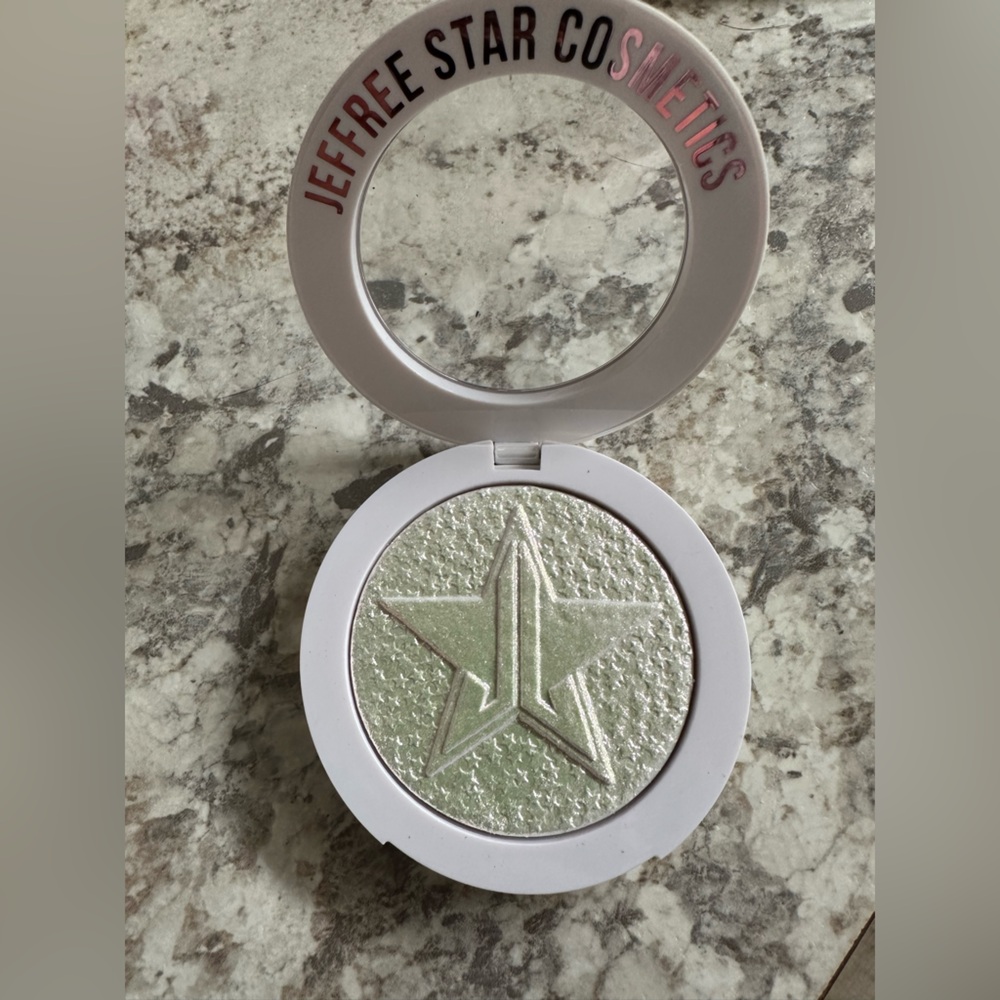 Jeffree Star Cosmetics Extreme Frost Highlighter